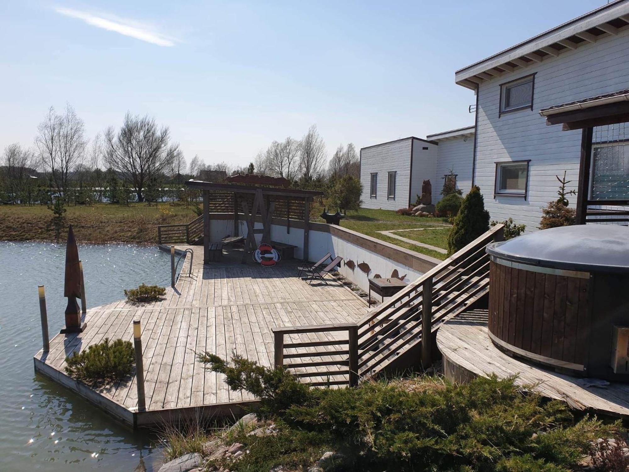 Feniksas Villa *